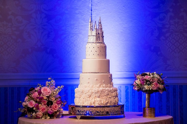 Wedding Gown Cupcake Cake – Tiffany's Bakery