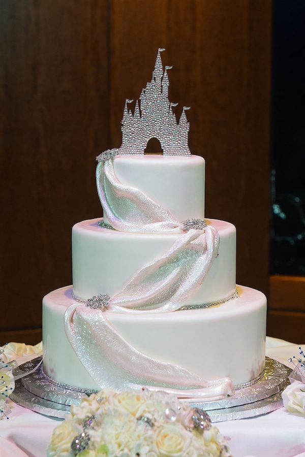 Unique Wedding Cake Designs - Bakingo Blog